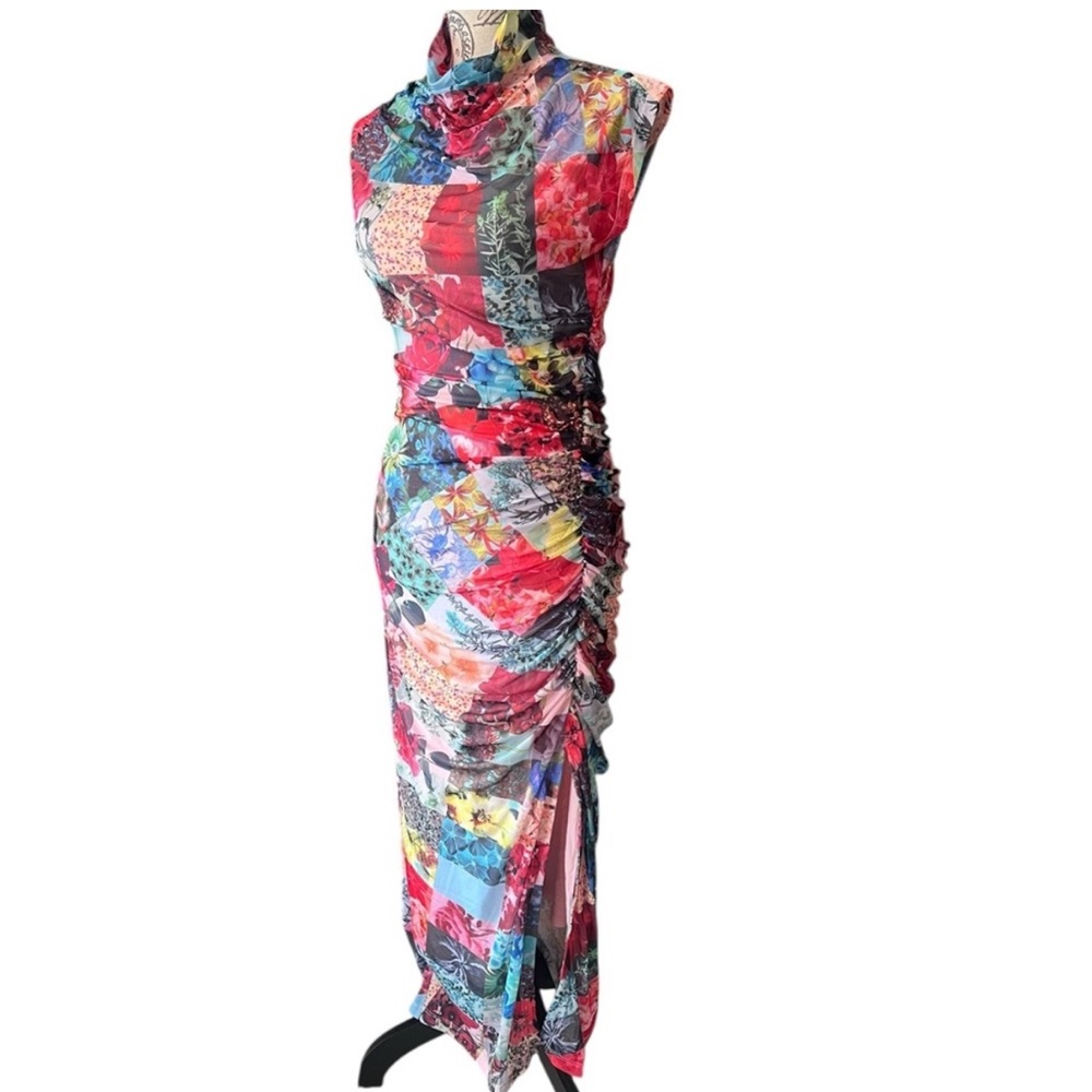 Anthropologie The MAYA Ruched collar Patchwork Patterned Roses Print